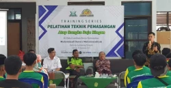 PC Pemuda Muhammadiyah Kalirejo Bangun Kompetensi Kerja Lewat Pelatihan Teknik Pemasangan Atap Baja Ringan
