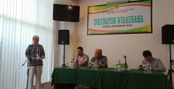 Mahasiswa UAD Yogyakarta Ikuti Inkubator Wirausaha