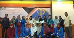 Mahasiswa UAD Yogyakarta Juarai Lomba Essay dan Poster di UIN Ar-Raniry Aceh