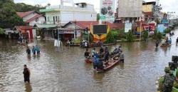 MDMC DIY Kirim Tim Kesehatan ke Kawasan Banjir di Sintang, Kalbar