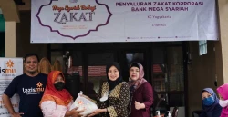 Pemuda Muhammadiyah dan GP Ansor Depok Salurkan 1.000 Sembako Ramadhan DRW Skincare Indonesia