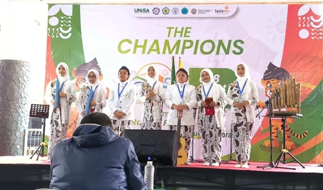 SD Muhammadiyah Condongcatur Raih Medali Emas Cabang Musik Akustik OlympicAD 7
