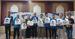 Bagikan Tali Kasih, Eco Bhinneka Muhammadiyah dan LAZISMU Kampanyekan Green Idulfitri