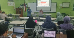 SMP Muhdasa Yogyakarta Gelar Rapat Koordinasi LPJ Program  